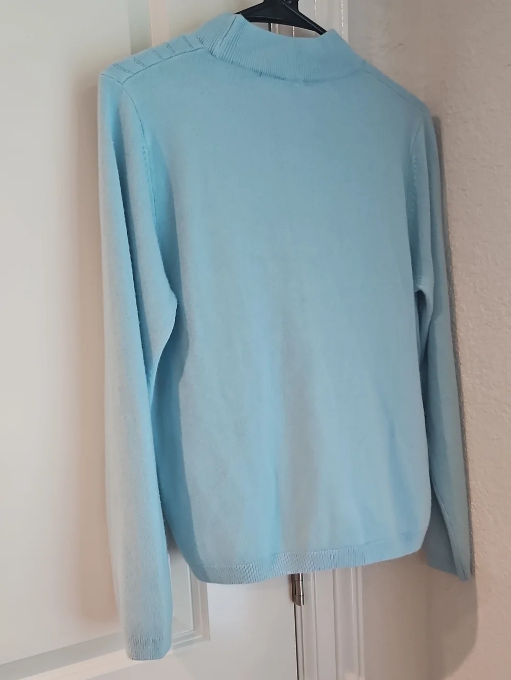 Petite Allison Daley VTG Petite Baby Blue S/M Beaded Pullover Sweater